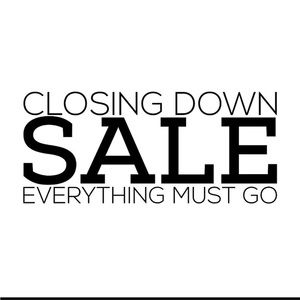 Closet closing. Accepting all reasonable offers